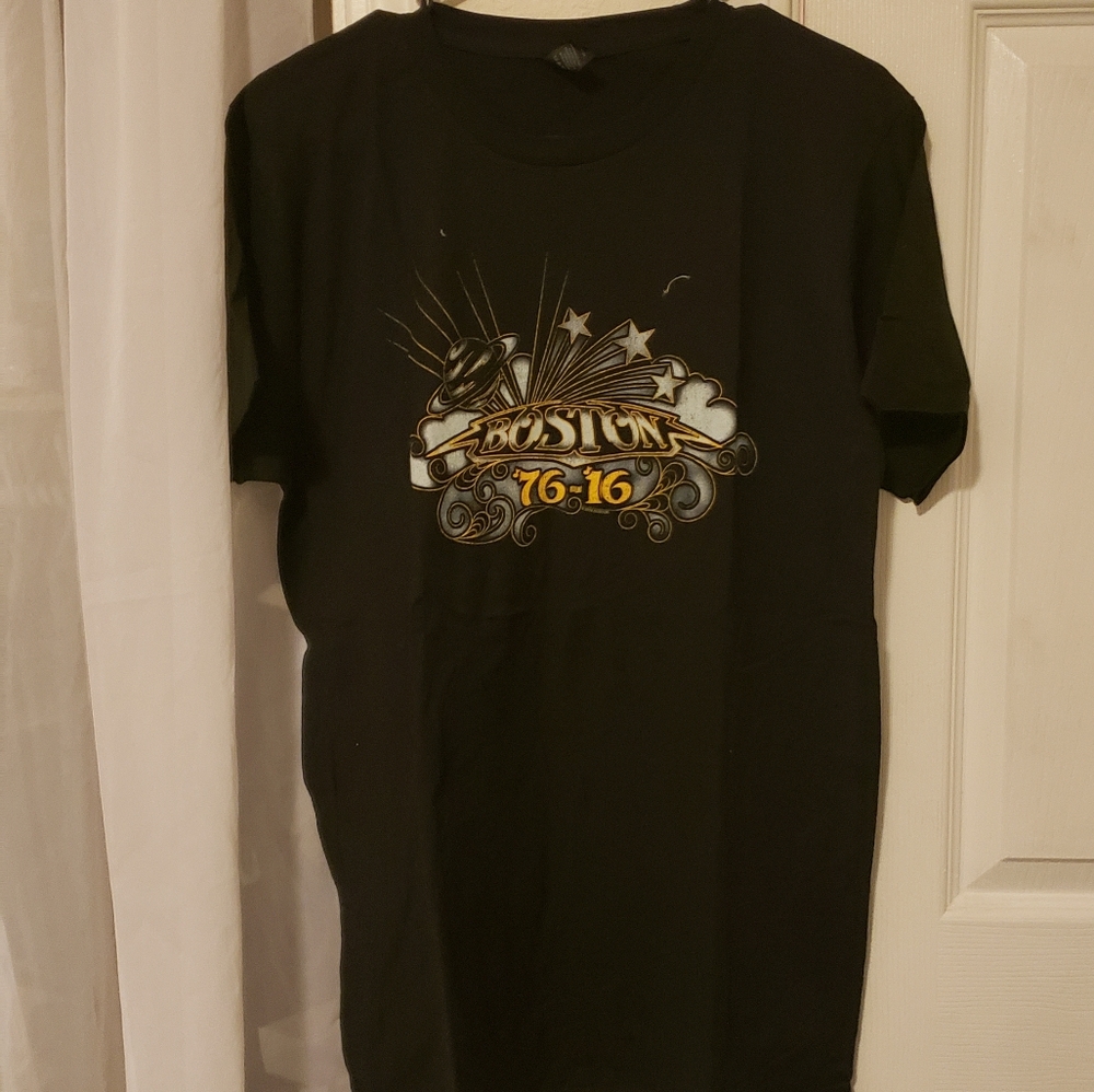 Boston Graphic tee